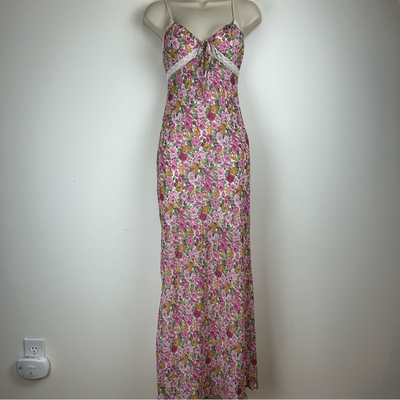 Princess Polly Dresses & Skirts - Princess Polly Emily Babydoll Floral Maxi Dress size 2 Fairy Y2K  Wedding Guest